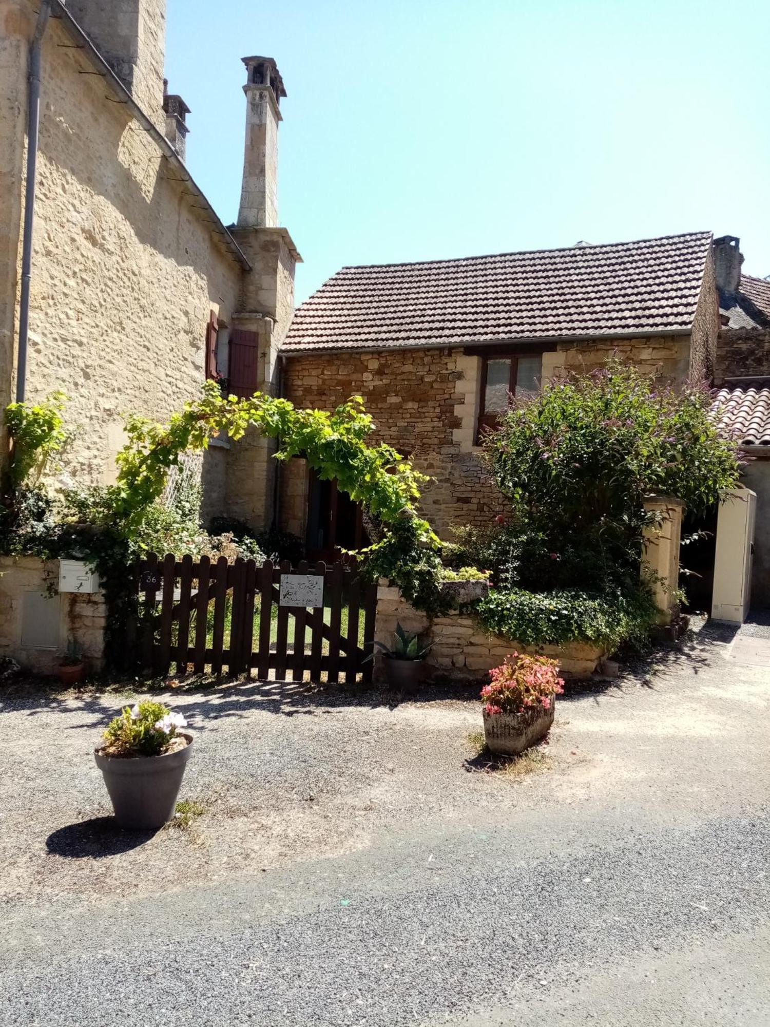 Au Tilleul Archignac Exterior foto